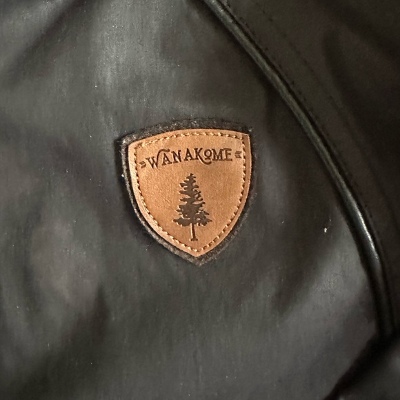 Wanakome pleather jacket (women’s) - Picture 5 of 8